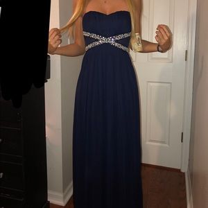 long prom dress never been worn